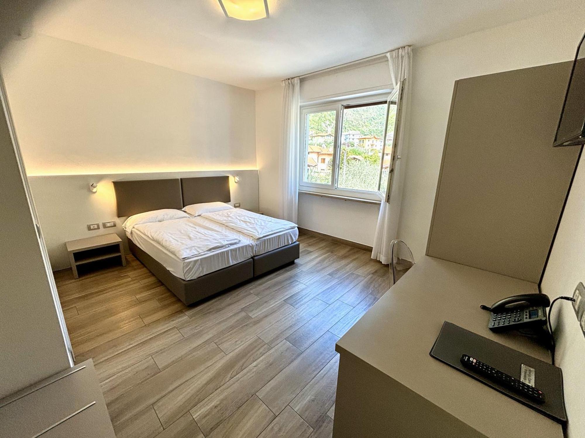 Albergo Garni Francesco トルボレ エクステリア 写真