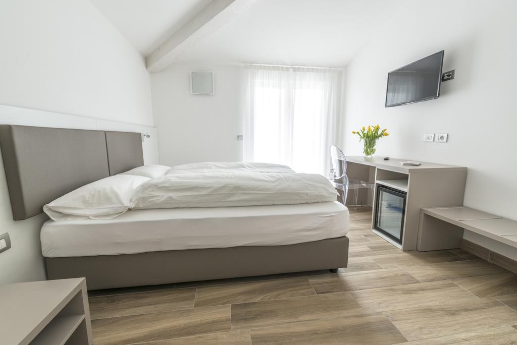 Albergo Garni Francesco トルボレ エクステリア 写真