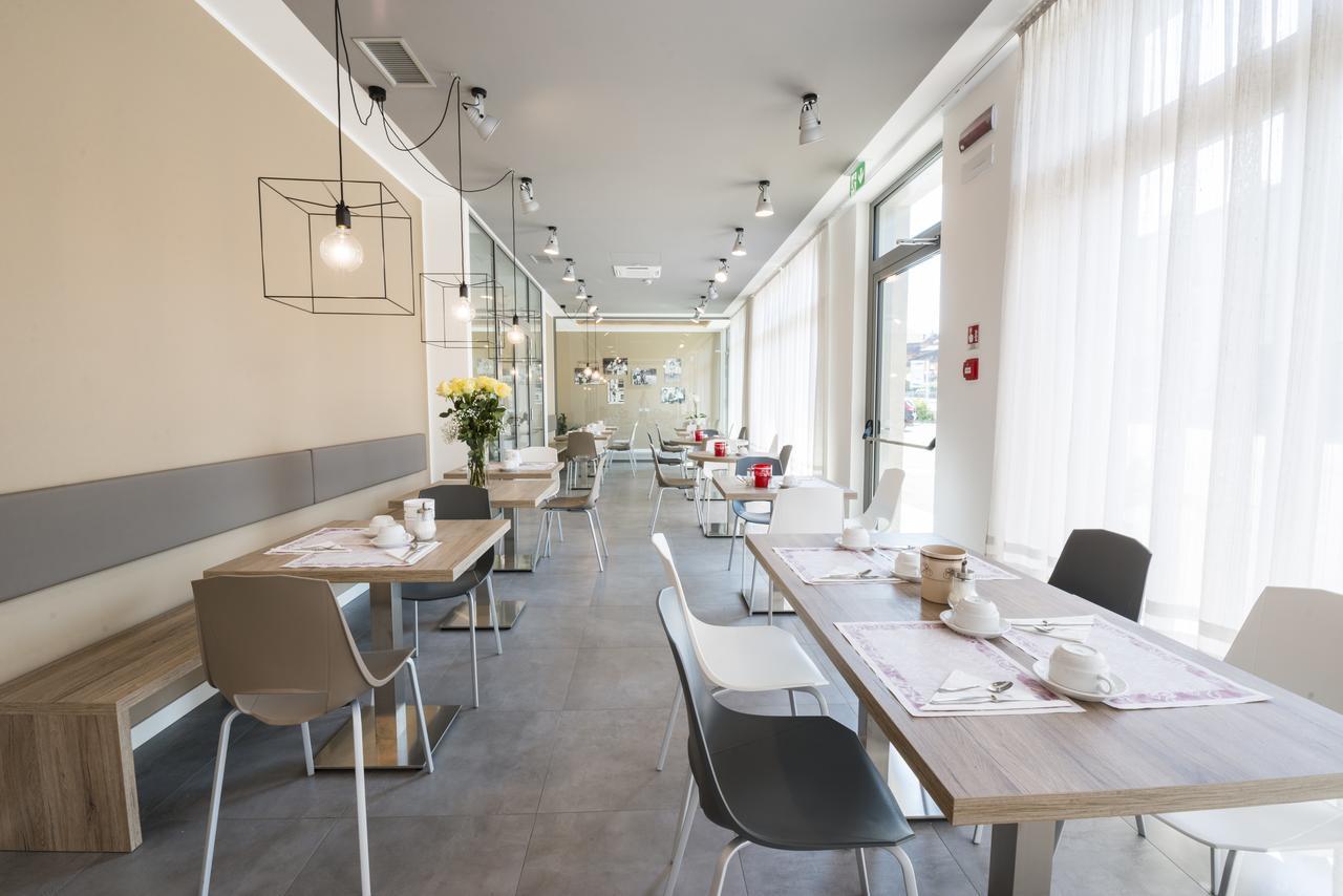 Albergo Garni Francesco トルボレ エクステリア 写真